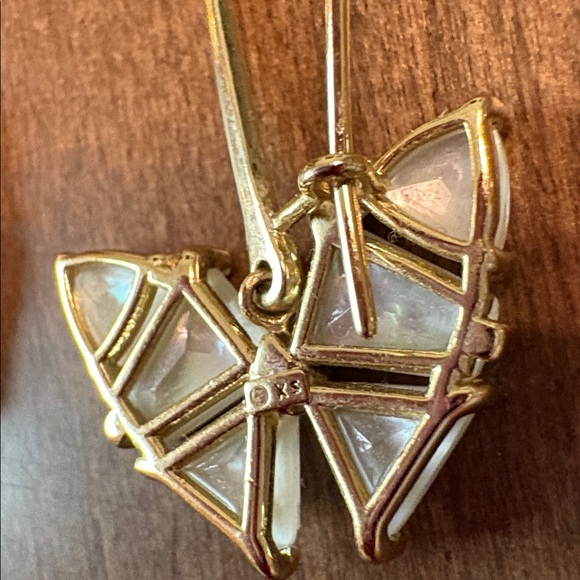 EUC Kendra Scott Gold&Ivory Mother-Of-Pearl Butterfly Earrings Price now FIRM - Picture 6 of 11